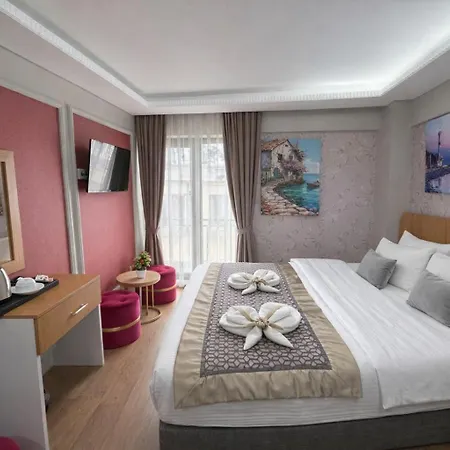 Ria Boutique Hotell 4*